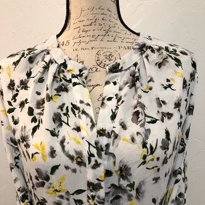 Harlowe & Graham floral top